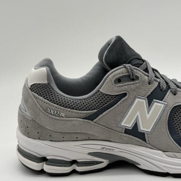New Balance 2002R Grey White M2002RST Mens Size 10.5 NEW Running Shoes main image 8